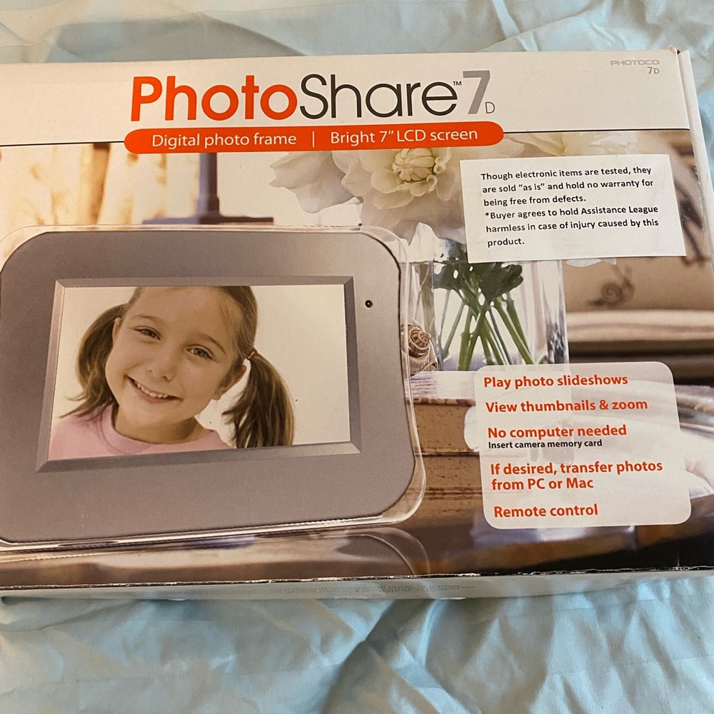 Digital picture frame